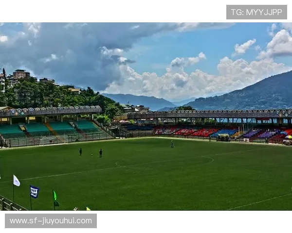 昌黎一中足球场位置详解及周边环境介绍